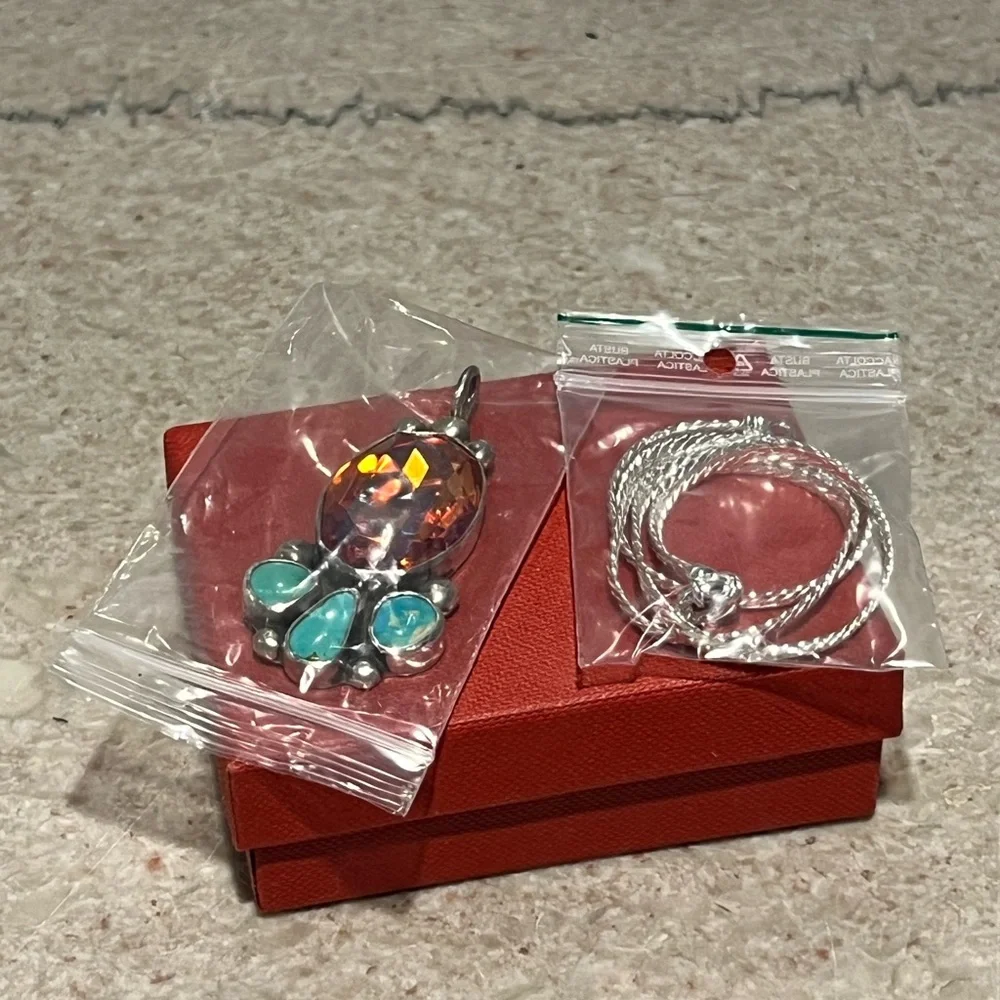 Mud Lowery Crystal & Turquoise Necklace- NIB - Picture 4 of 14